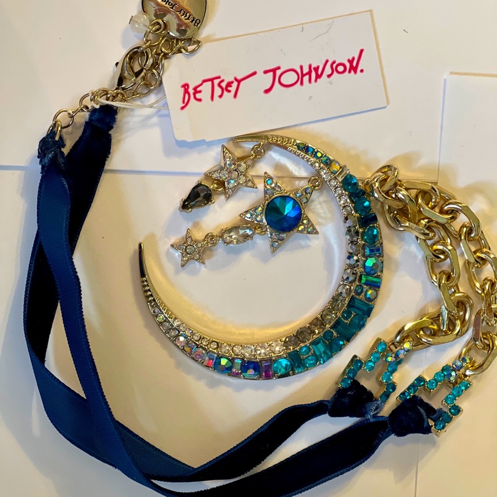 Betsy Johnson celestial necklace